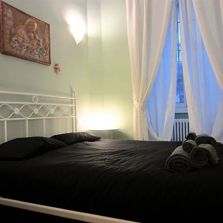 Temporary House - Via Della Moscova Διαμέρισμα *